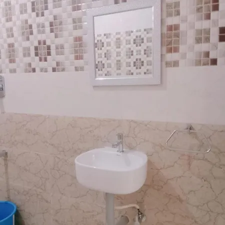 Ethiraj Stay Inn Guest House Mahabalipuram Exterior photo
