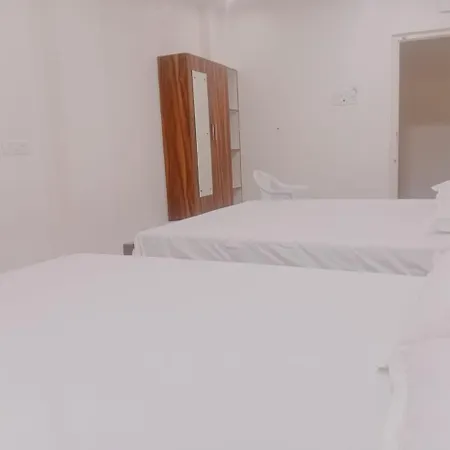 Ethiraj Stay Inn Guest House Mahabalipuram Exterior photo