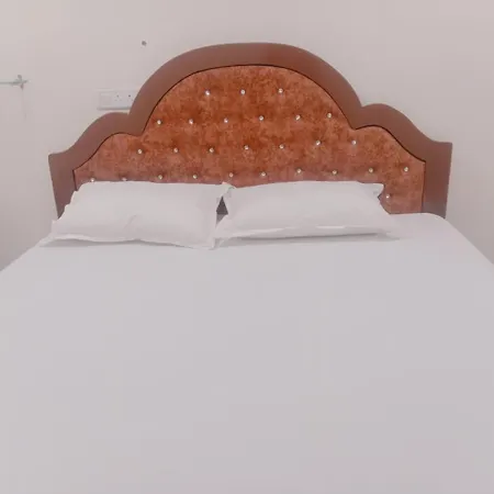 Ethiraj Stay Inn Guest House Mahabalipuram Exterior photo