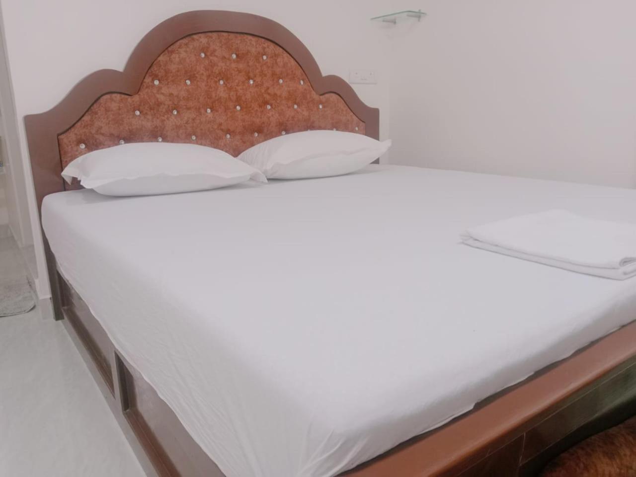 Ethiraj Mahabalipuram